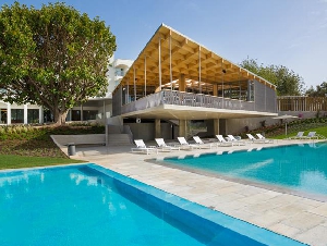 Ozadi Tavira Hotel