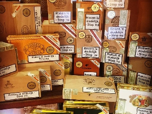 DUTCH TOBACCONIST